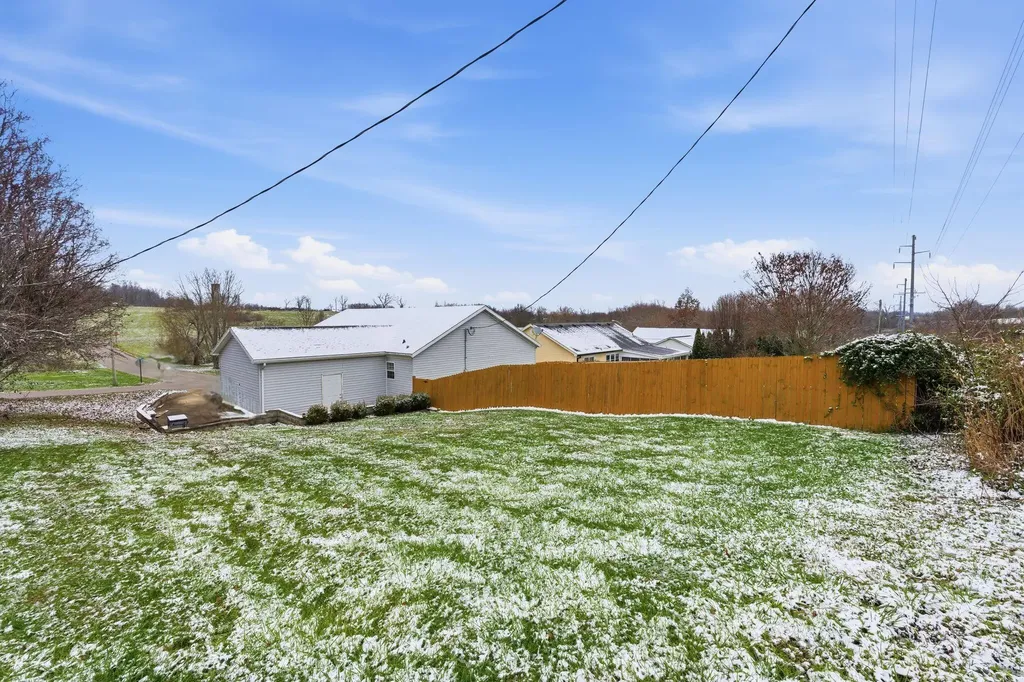 1027 Regency Road Danville KY 40422