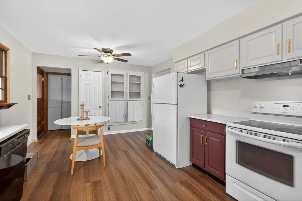 803 Clintonville Road Paris KY 40361