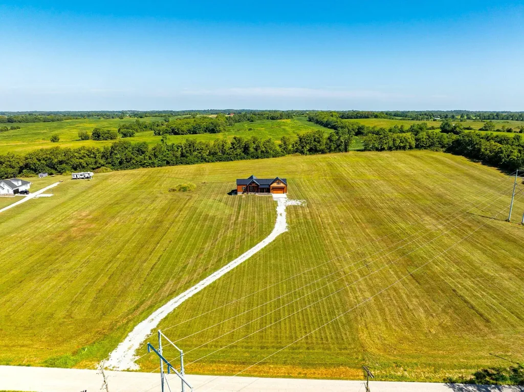 910 Walnut Grove Road Carlisle KY 40311