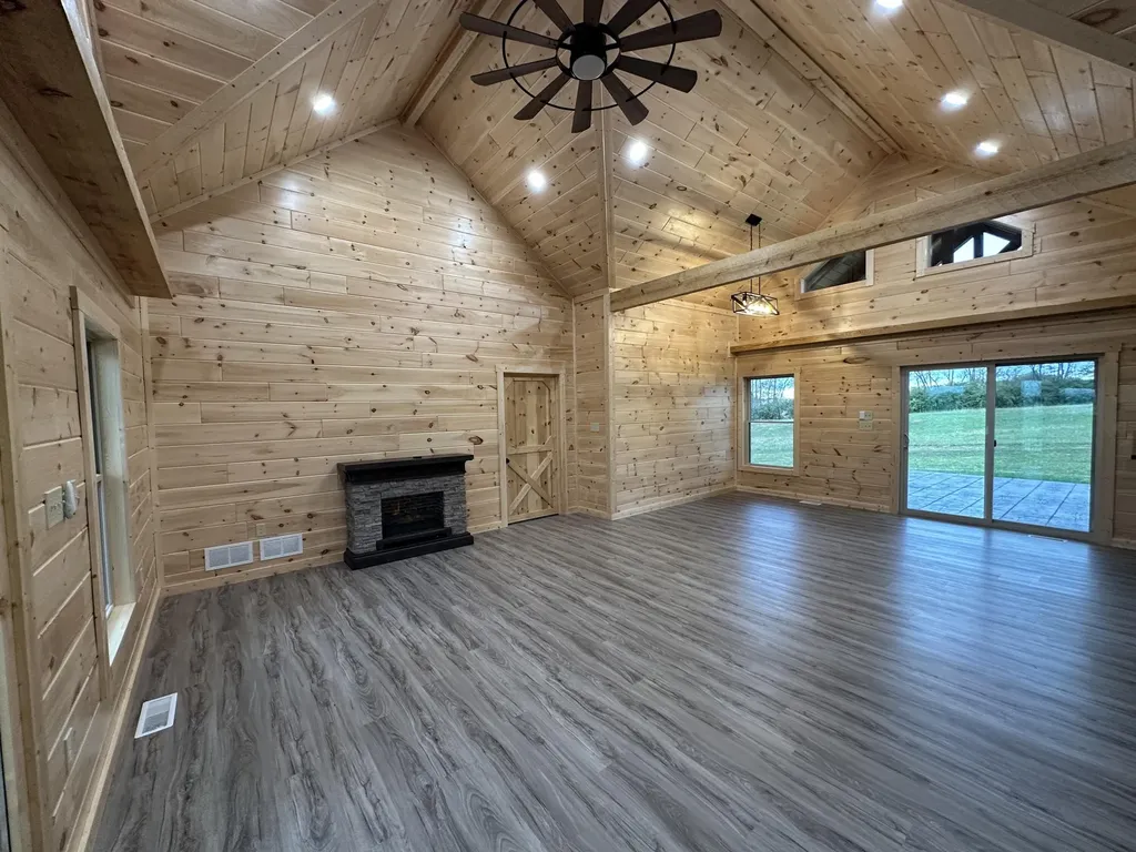 910 Walnut Grove Road Carlisle KY 40311