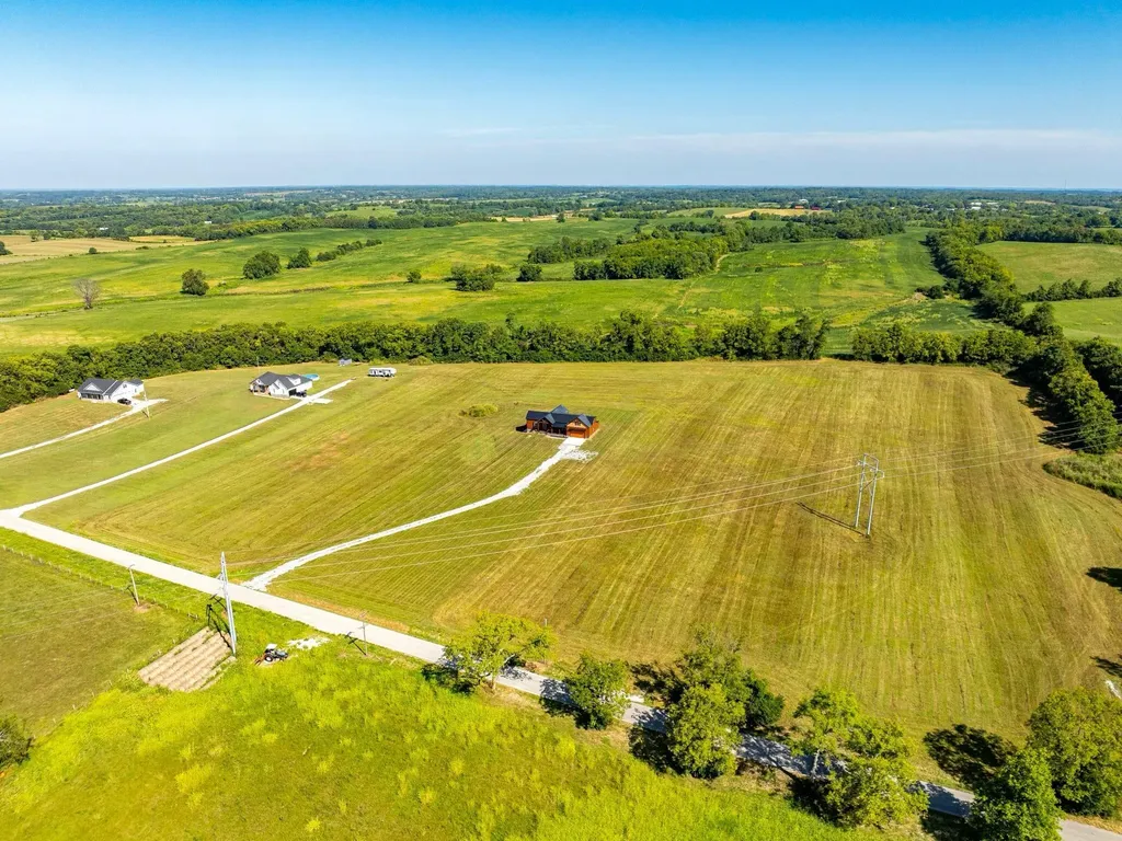 910 Walnut Grove Road Carlisle KY 40311