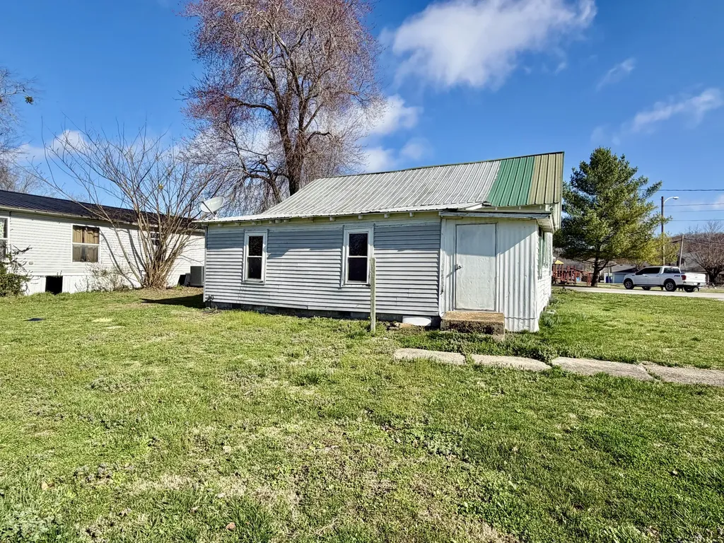 42 Pike Street Brodhead KY 40409