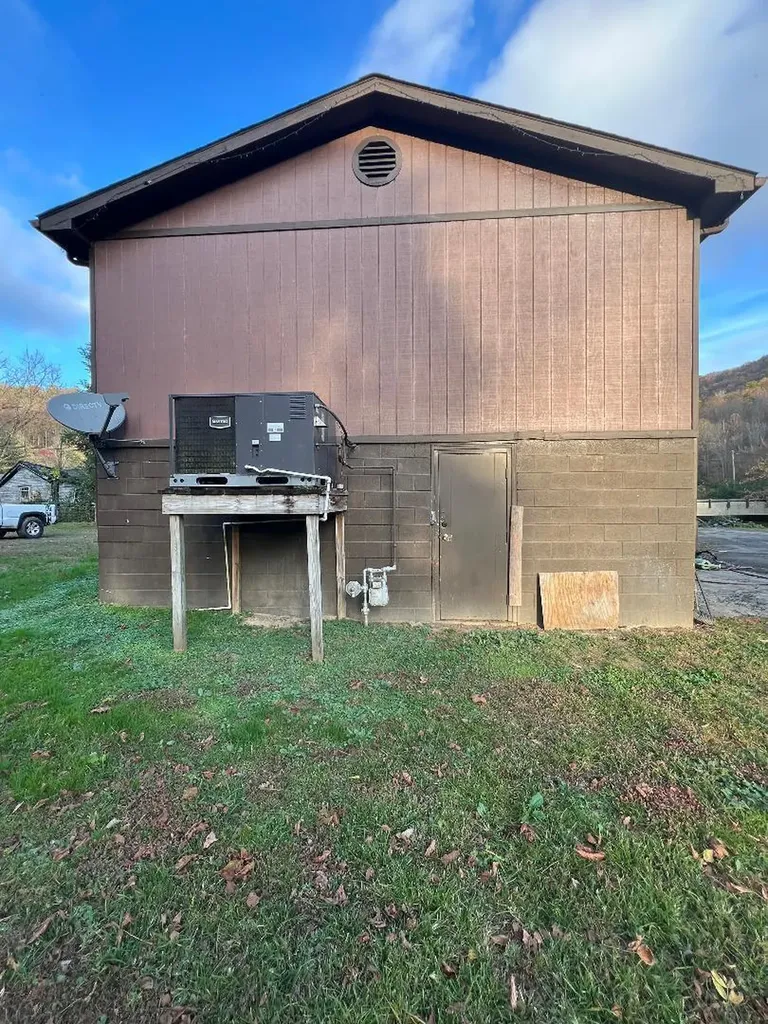 14 Old Jenson Hollow Road Pineville KY 40977