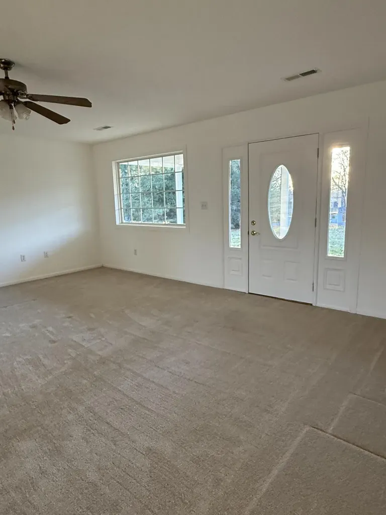 257 Johnny Bernard Lp Russell Springs KY 42642