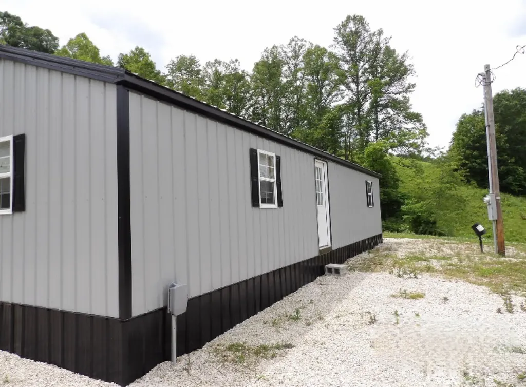 264 Sunshine Lane West Liberty KY 41472
