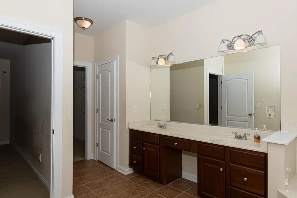 1064 Kiawah Place Lexington KY 40515