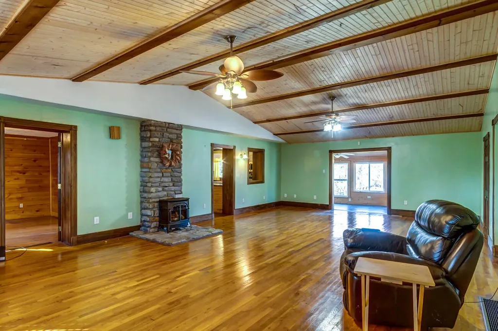 4481 Athens Boonesboro Road Lexington KY 40509