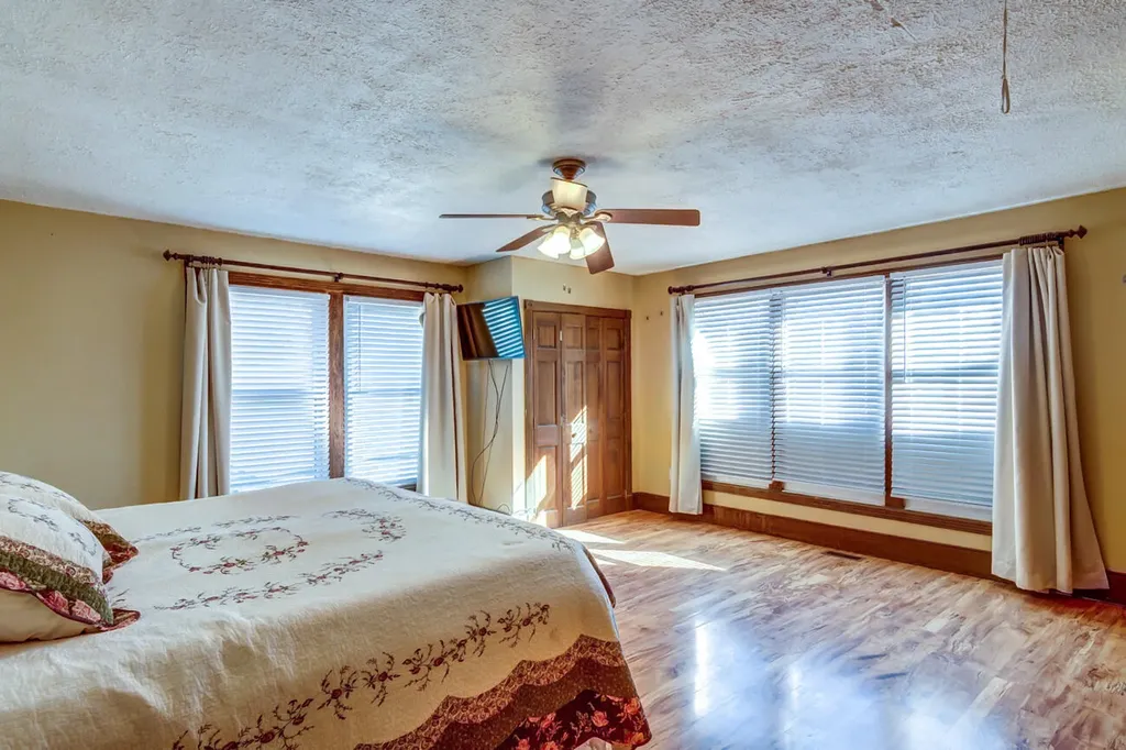 4481 Athens Boonesboro Road Lexington KY 40509