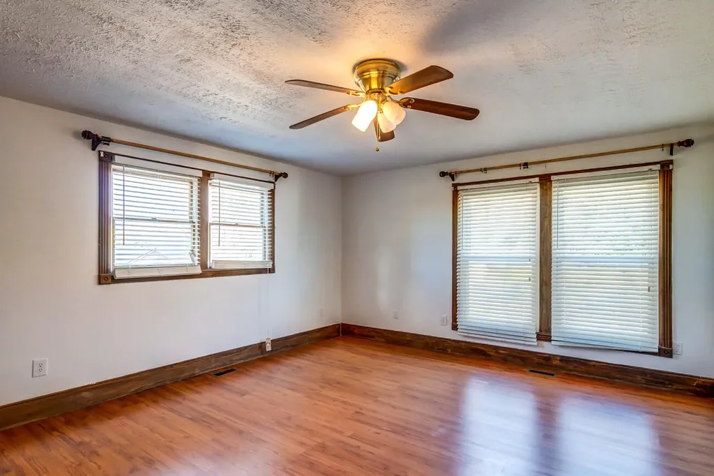 4481 Athens Boonesboro Road Lexington KY 40509