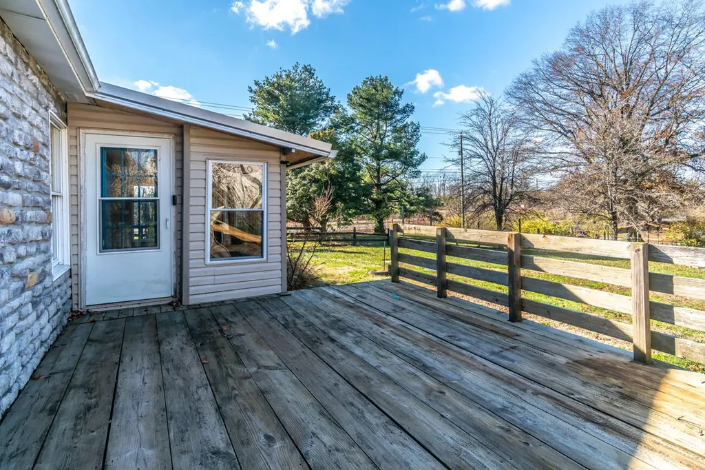 4481 Athens Boonesboro Road Lexington KY 40509
