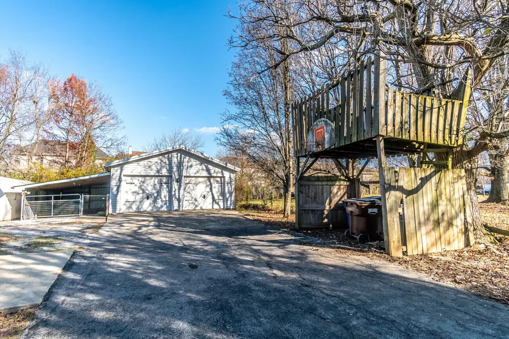 4481 Athens Boonesboro Road Lexington KY 40509