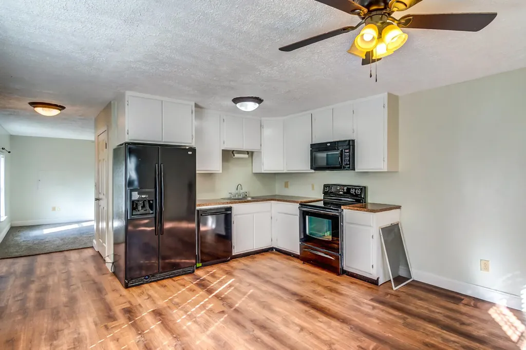 4481 Athens Boonesboro Road Lexington KY 40509