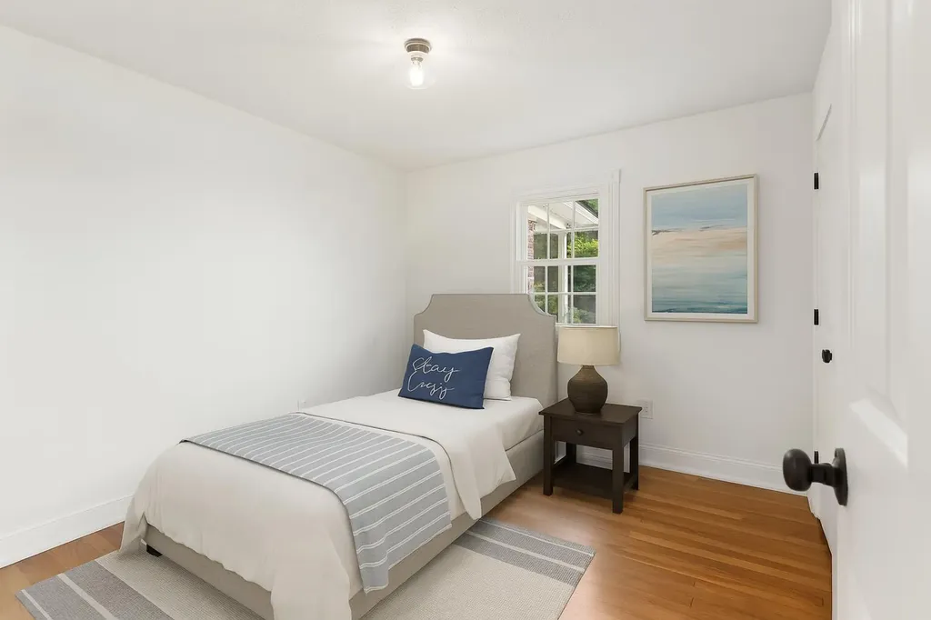 40 Edwards Road Irvine KY 40336