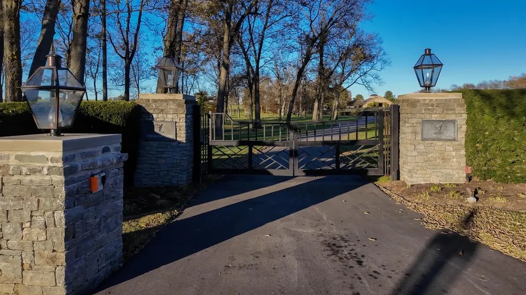 169 Muir Lane Georgetown KY 40324