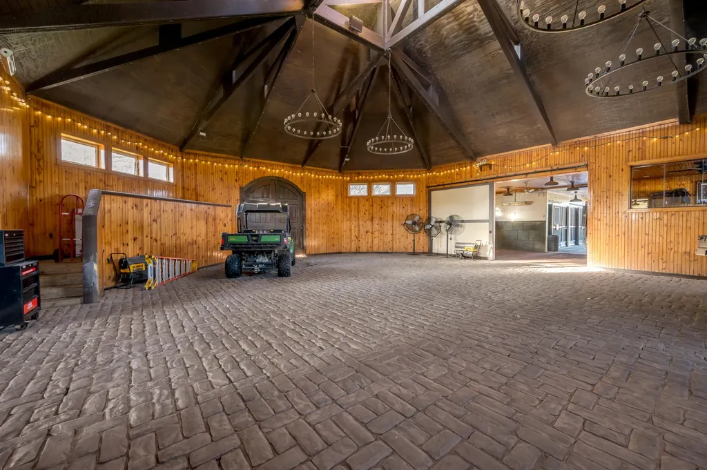 169 Muir Lane Georgetown KY 40324