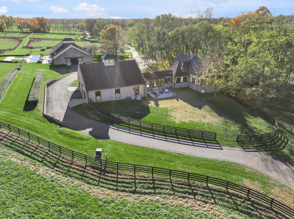169 Muir Lane Georgetown KY 40324