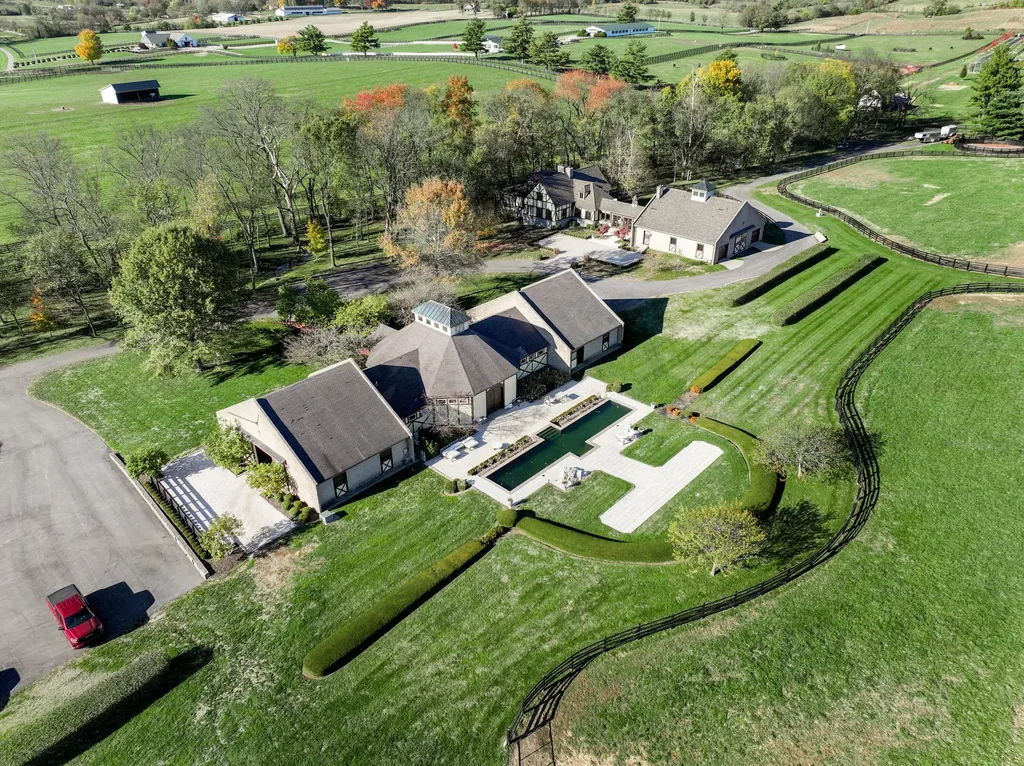 169 Muir Lane Georgetown KY 40324