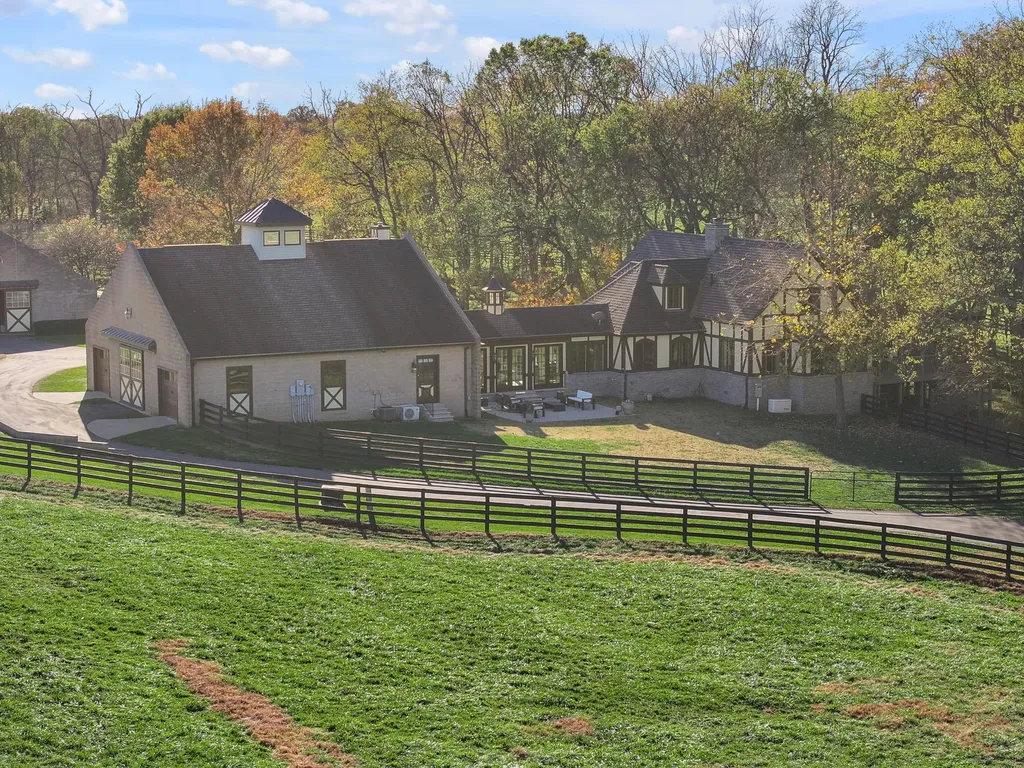 169 Muir Lane Georgetown KY 40324