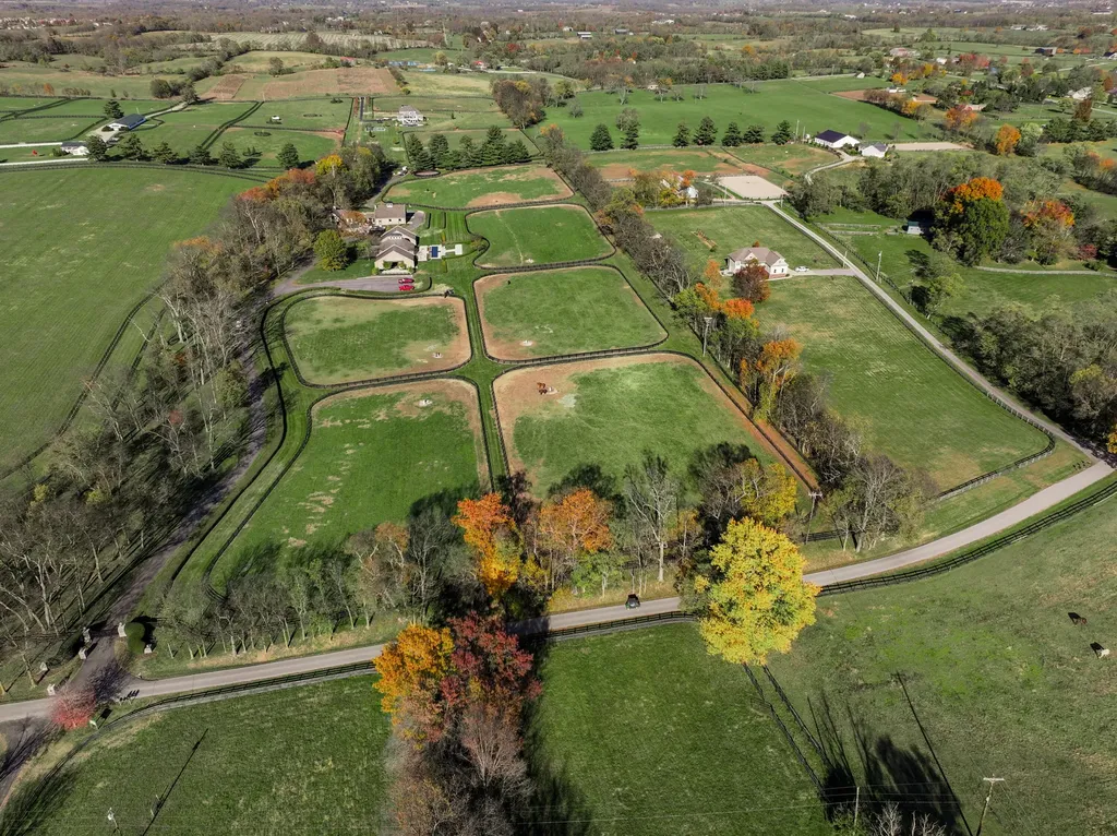 169 Muir Lane Georgetown KY 40324
