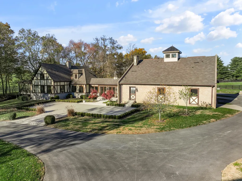169 Muir Lane Georgetown KY 40324