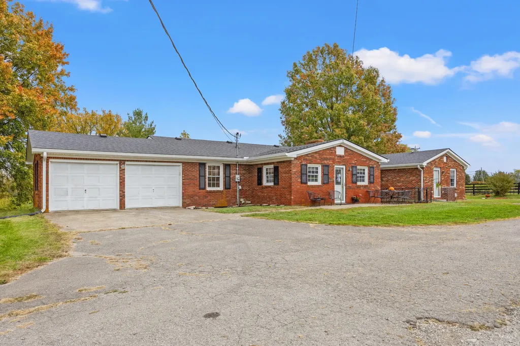 3049 Ironworks Road Winchester KY 40391