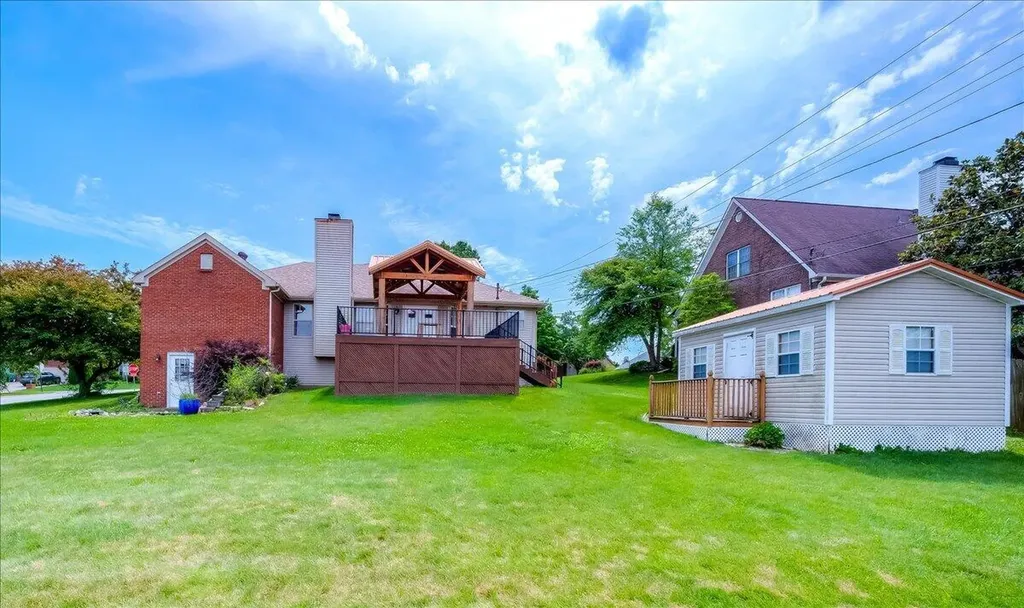 1054 Devane Lane Frankfort KY 40601