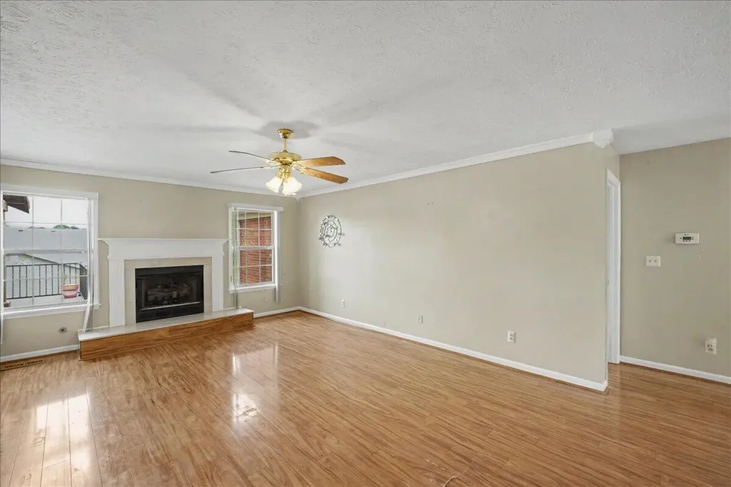 1054 Devane Lane Frankfort KY 40601