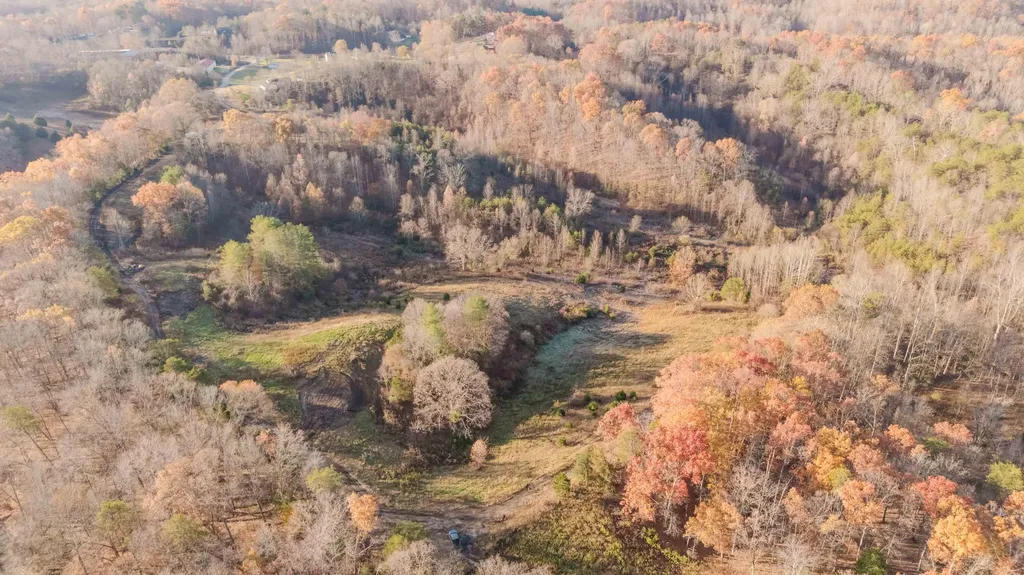13 Lori Drive Irvine KY 40336