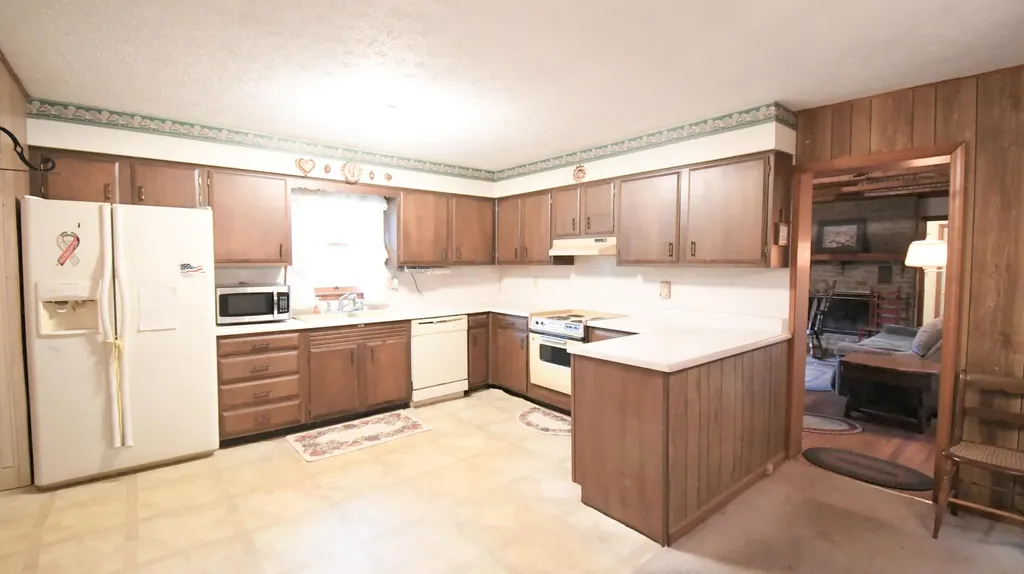 1051 Drydock Road Lawrenceburg KY 40342