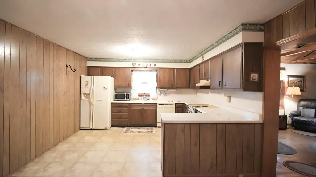1051 Drydock Road Lawrenceburg KY 40342