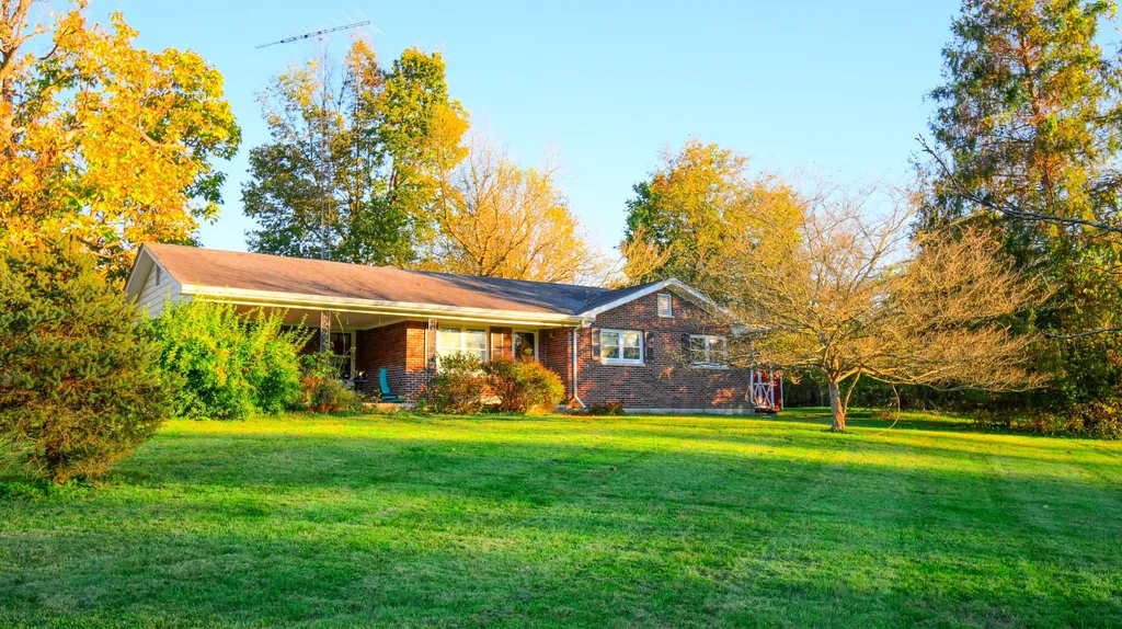 1051 Drydock Road Lawrenceburg KY 40342