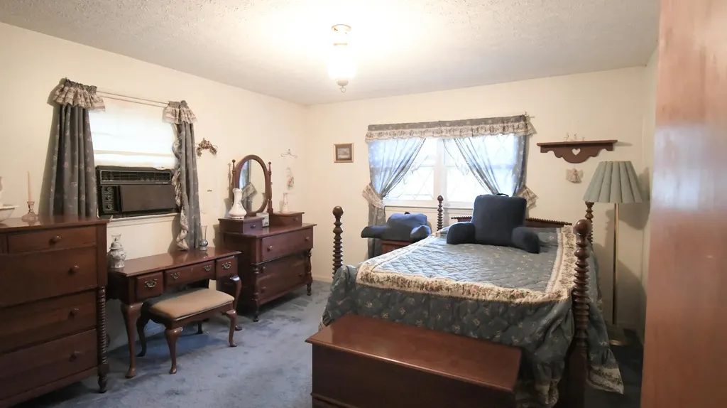 1051 Drydock Road Lawrenceburg KY 40342