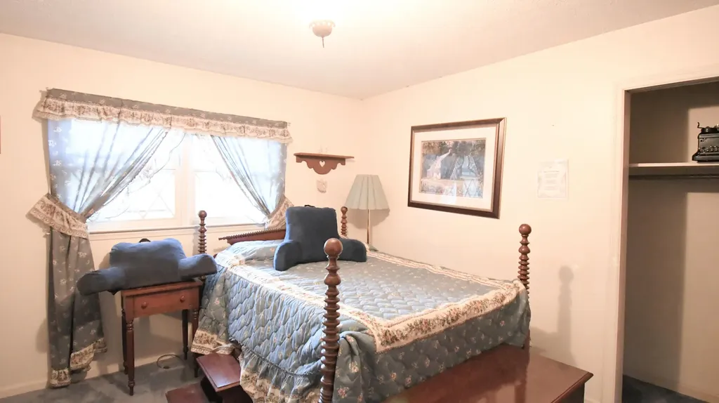 1051 Drydock Road Lawrenceburg KY 40342