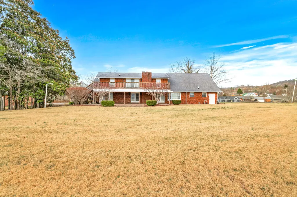 110 Locklin Drive Williamsburg KY 40769