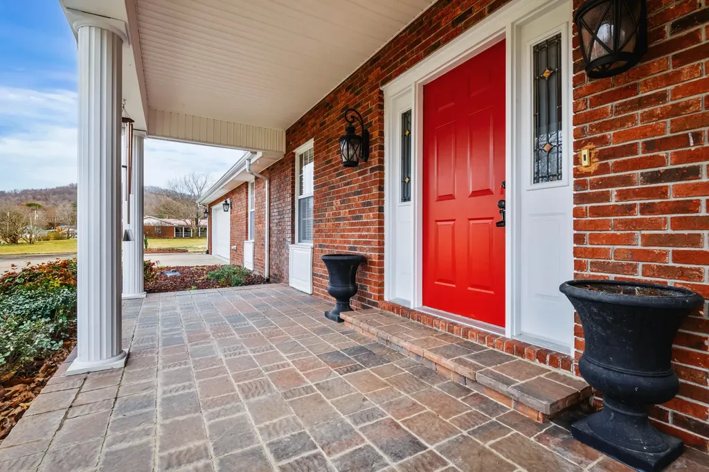 110 Locklin Drive Williamsburg KY 40769