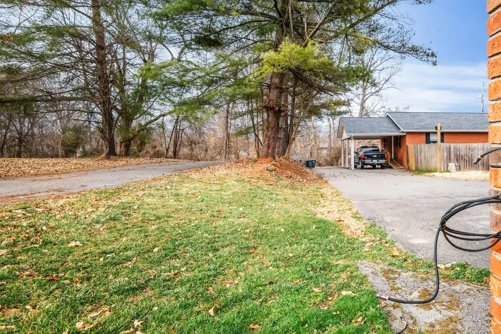 110 Locklin Drive Williamsburg KY 40769