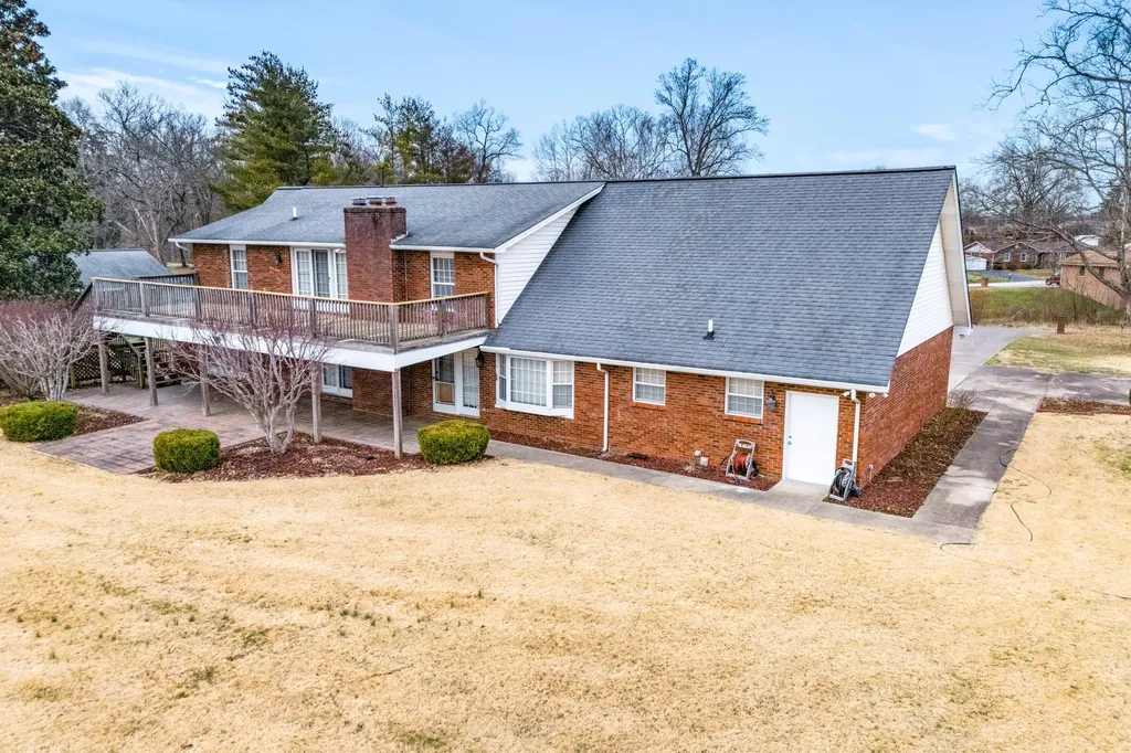 110 Locklin Drive Williamsburg KY 40769
