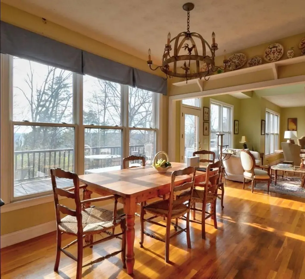 2315 Oregon Road Versailles KY 40383