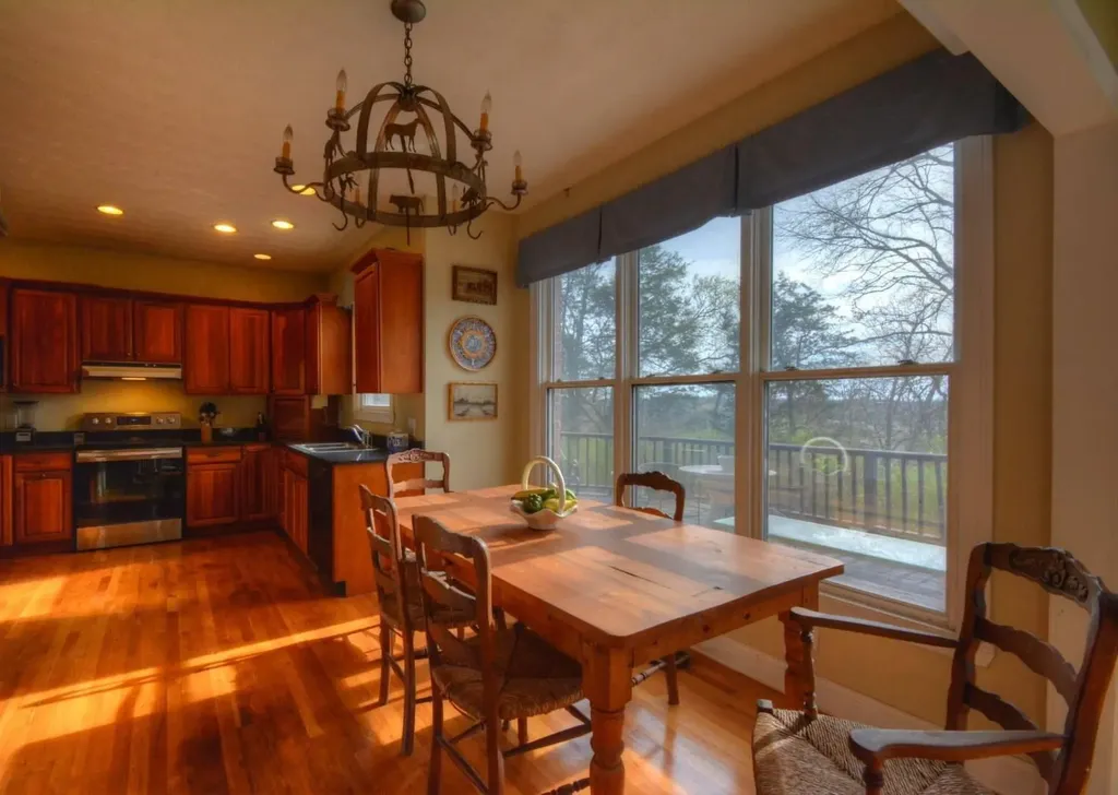 2315 Oregon Road Versailles KY 40383