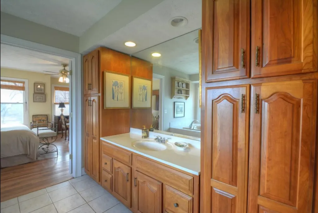 2315 Oregon Road Versailles KY 40383