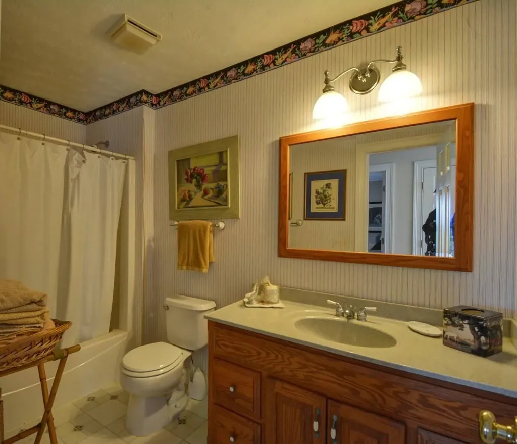 2315 Oregon Road Versailles KY 40383