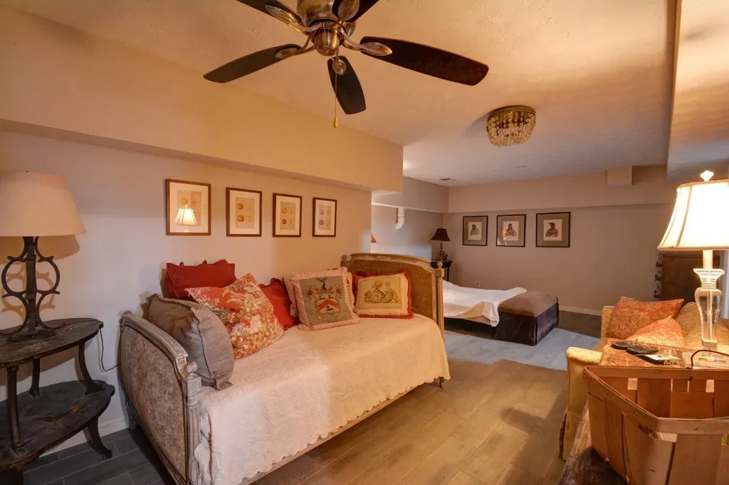 2315 Oregon Road Versailles KY 40383