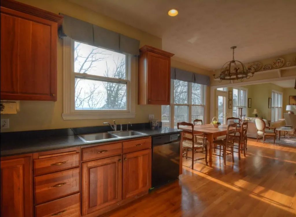 2315 Oregon Road Versailles KY 40383