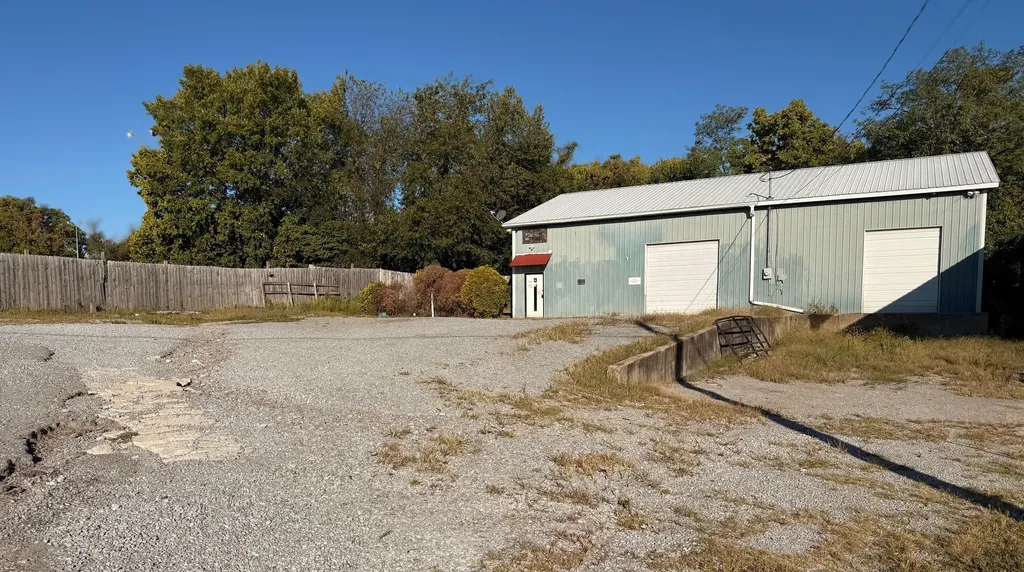 1211 Lebanon Road Danville KY 40422