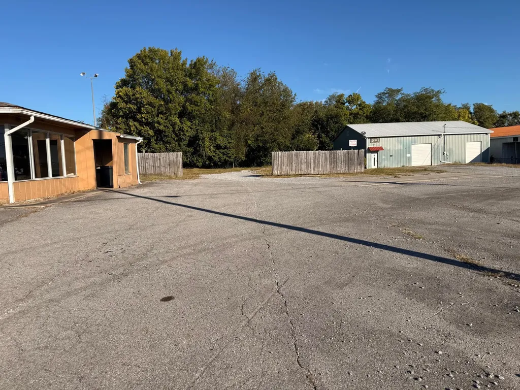 1211 Lebanon Road Danville KY 40422