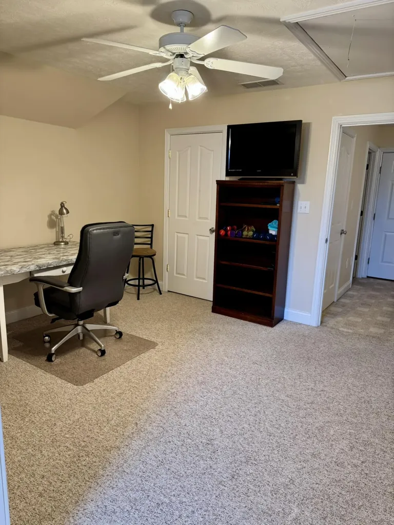 113 Whispering Brook Drive Nicholasville KY 40356