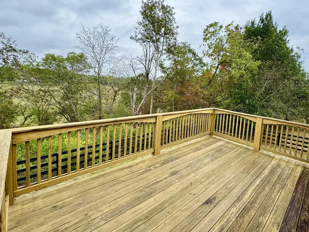 113 Whispering Brook Drive Nicholasville KY 40356