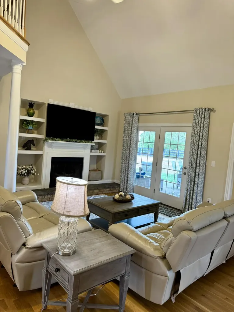 113 Whispering Brook Drive Nicholasville KY 40356