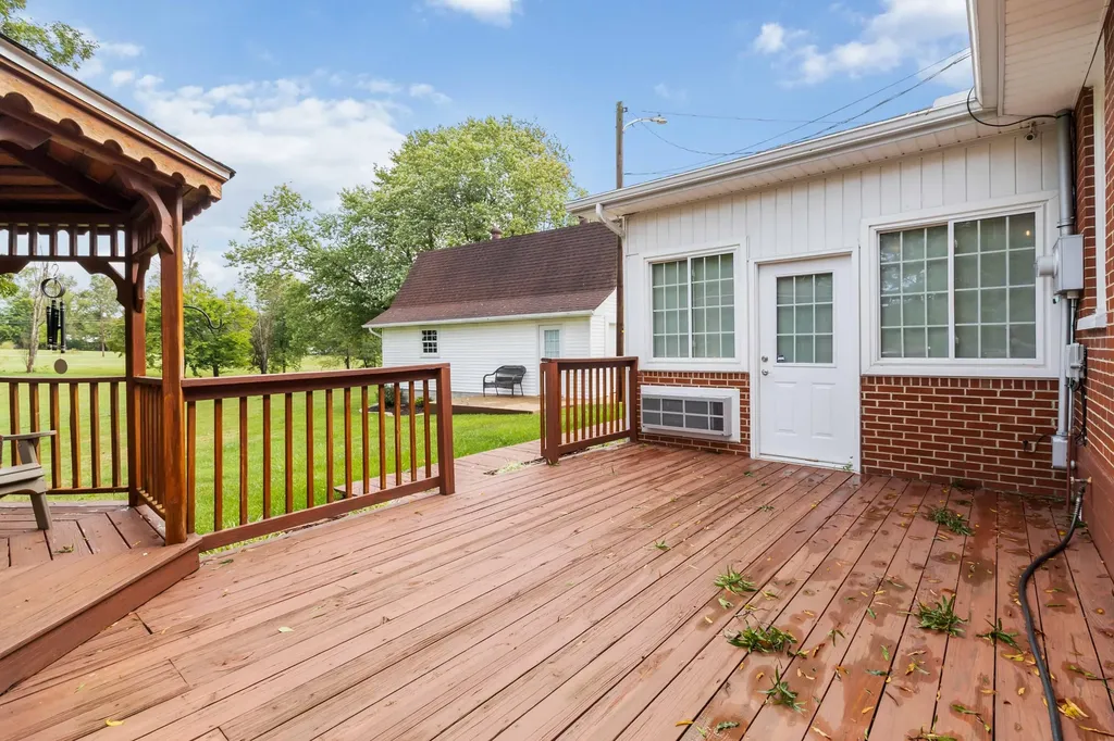 113 Perry Street Science Hill KY 42553