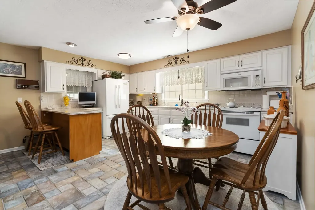 113 Perry Street Science Hill KY 42553
